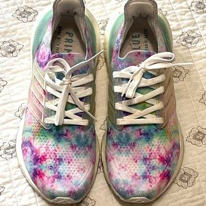 Adidas tie dye Ultraboost running shoe